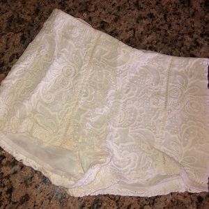 High-wasted lace Forever 21 shorts